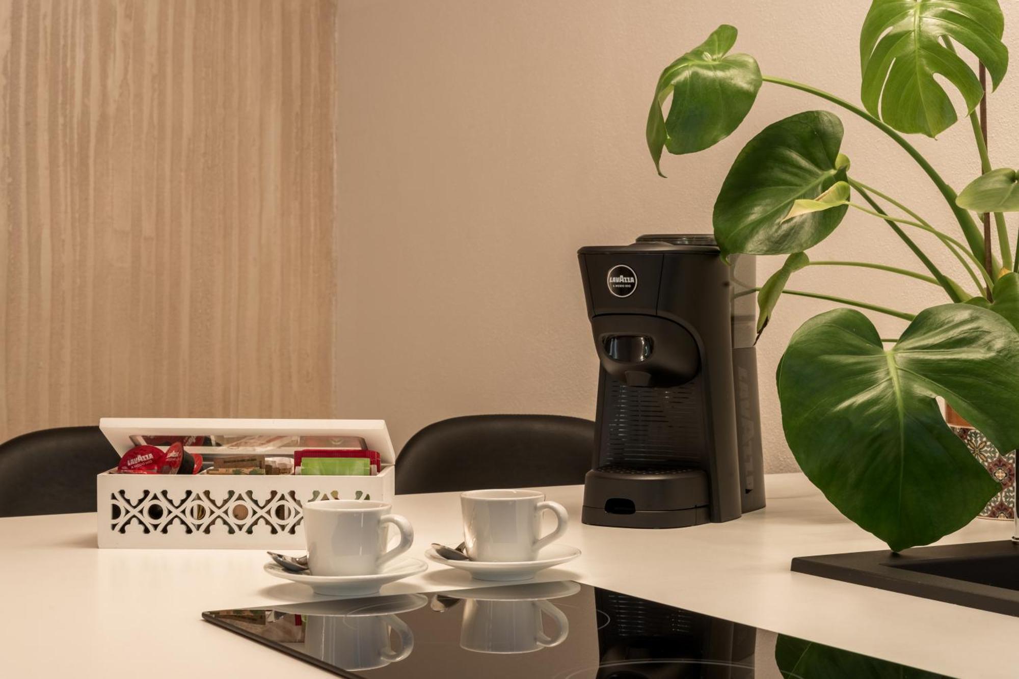 Palazzo Ristori Apartment เวโรนา ภายนอก รูปภาพ