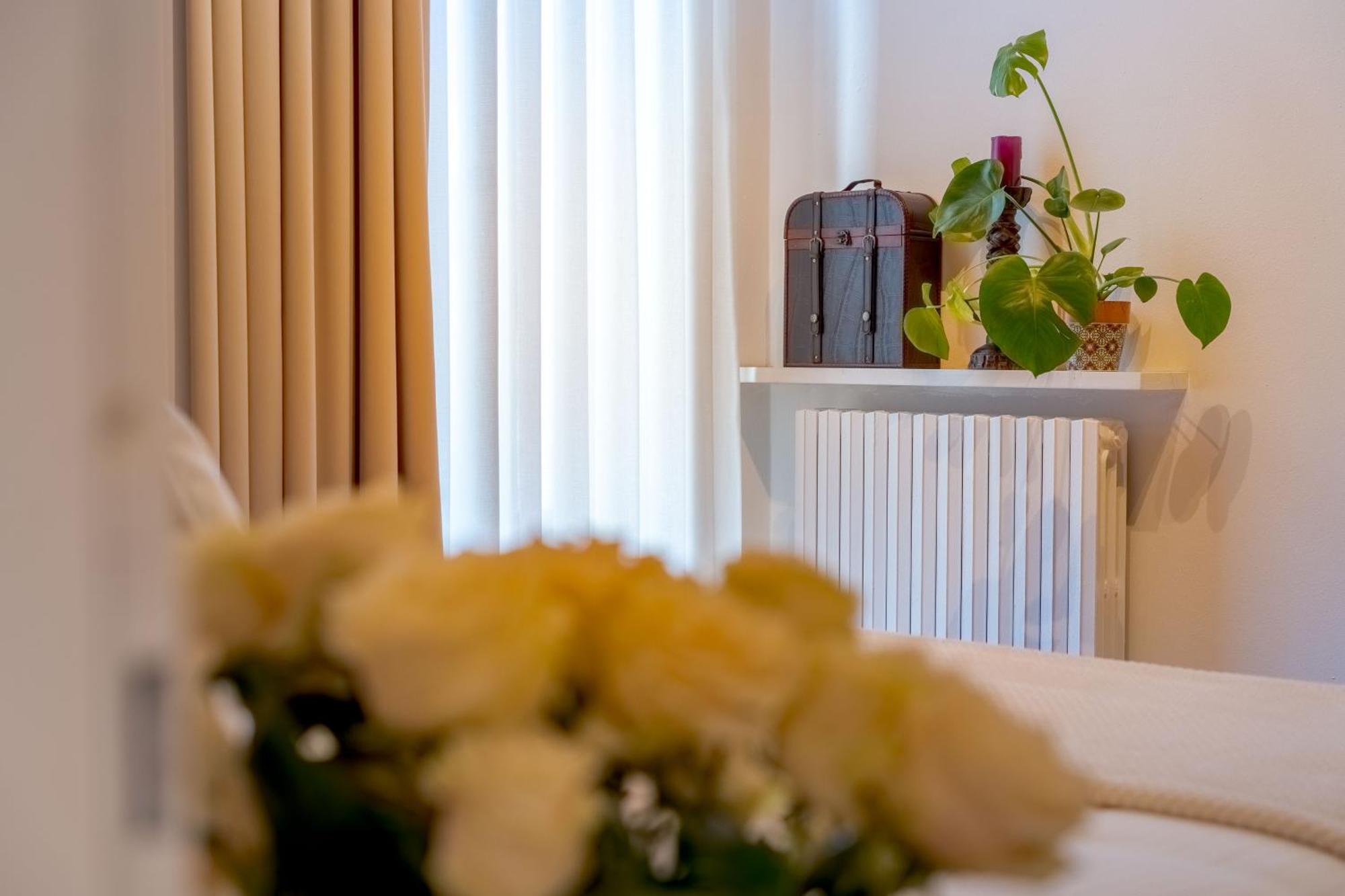 Palazzo Ristori Apartment เวโรนา ภายนอก รูปภาพ