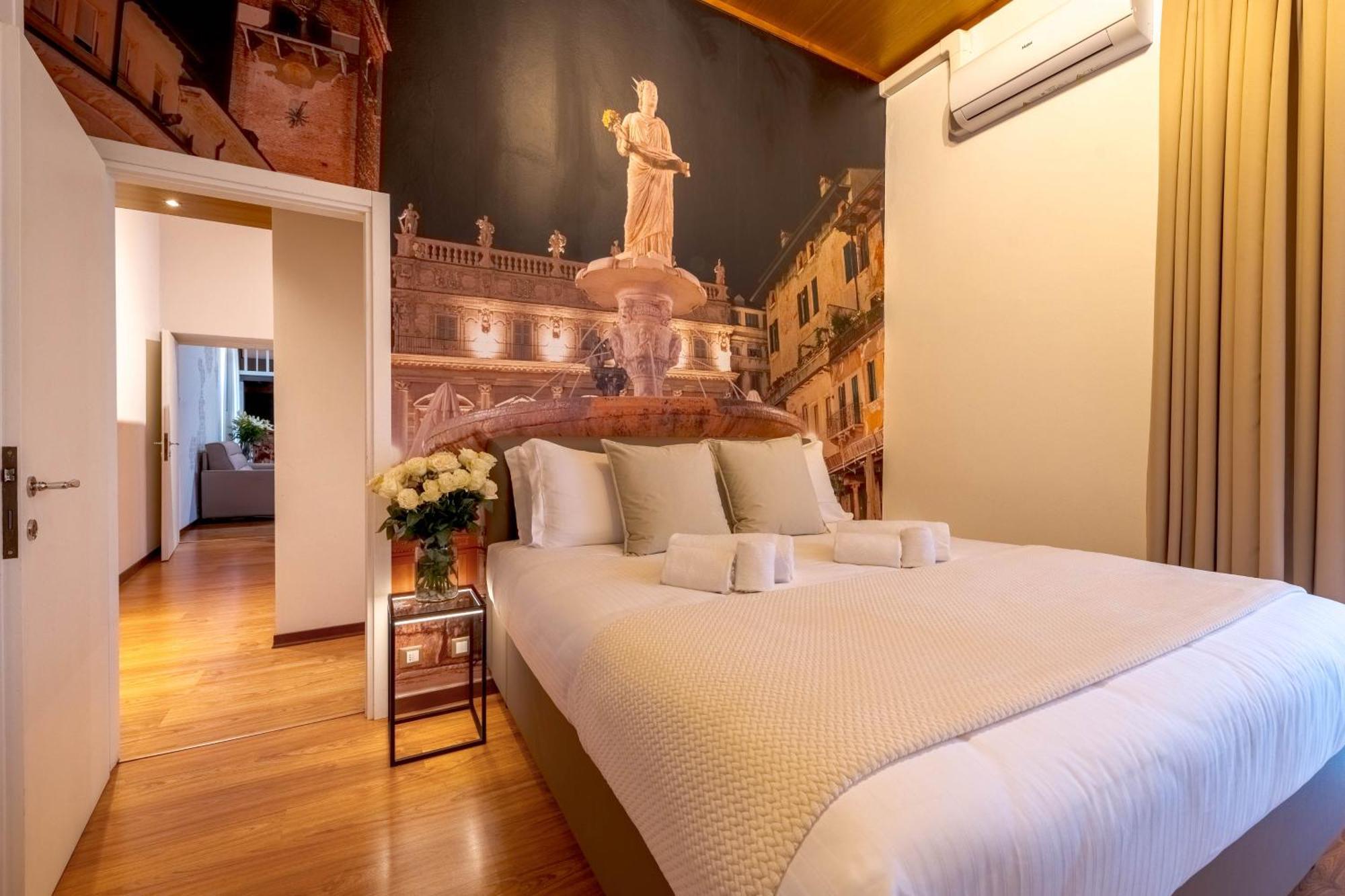 Palazzo Ristori Apartment เวโรนา ภายนอก รูปภาพ