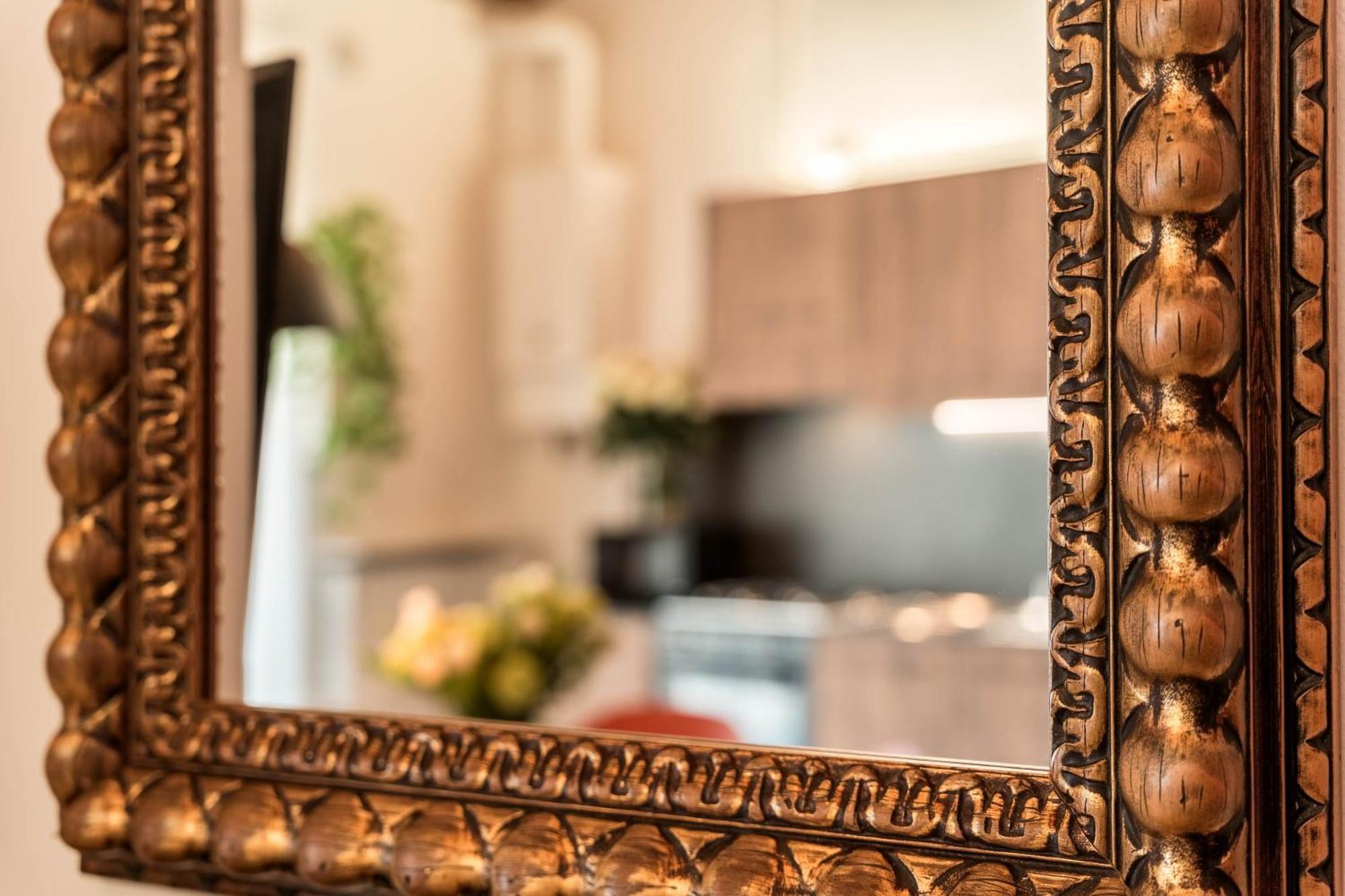 Palazzo Ristori Apartment เวโรนา ภายนอก รูปภาพ